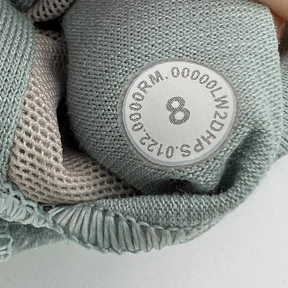 Lululemon Energy Bra (Nulux) Energy Bra in gray white womans size 8 pads include - Picture 7 of 8